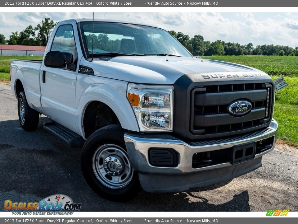 Front 3/4 View of 2013 Ford F250 Super Duty XL Regular Cab 4x4 Photo #1