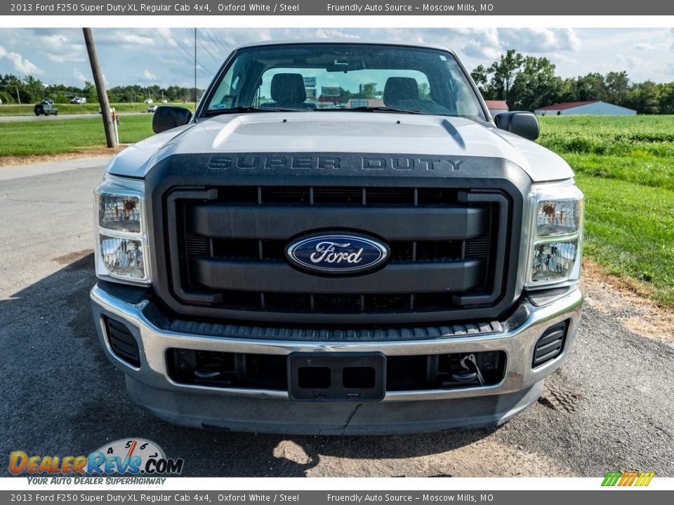 2013 Ford F250 Super Duty XL Regular Cab 4x4 Oxford White / Steel Photo #9