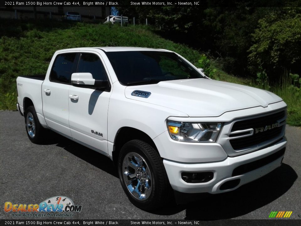 2021 Ram 1500 Big Horn Crew Cab 4x4 Bright White / Black Photo #4