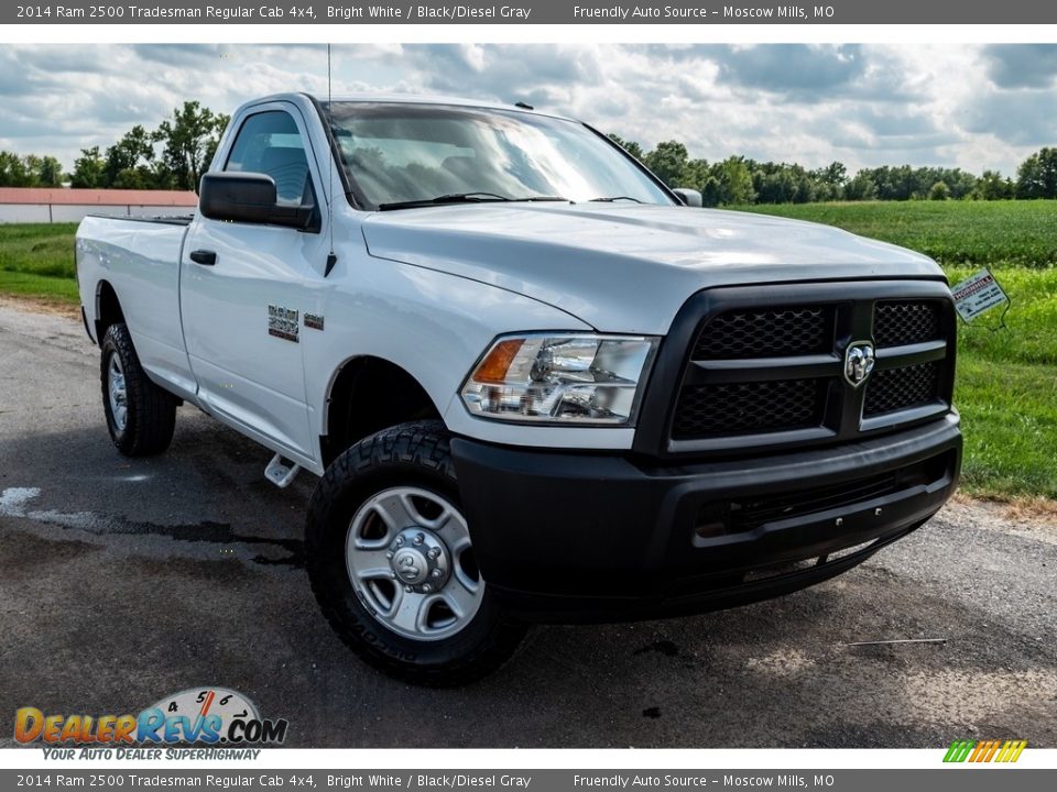 Front 3/4 View of 2014 Ram 2500 Tradesman Regular Cab 4x4 Photo #1