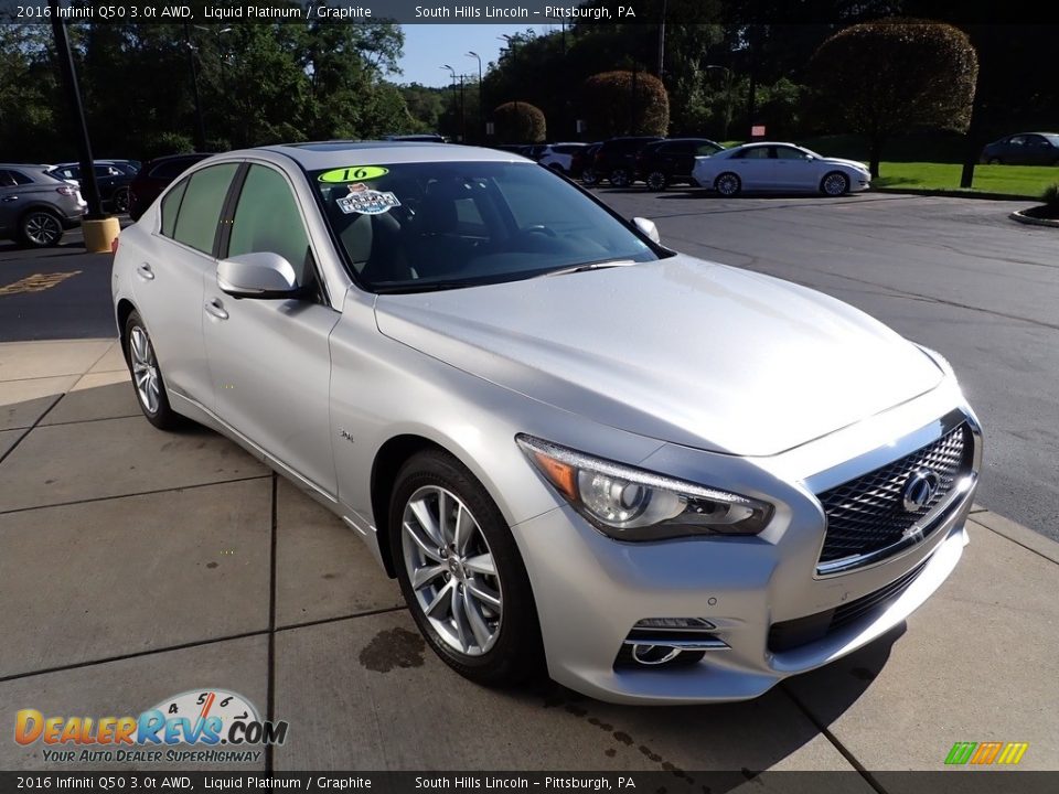Front 3/4 View of 2016 Infiniti Q50 3.0t AWD Photo #8
