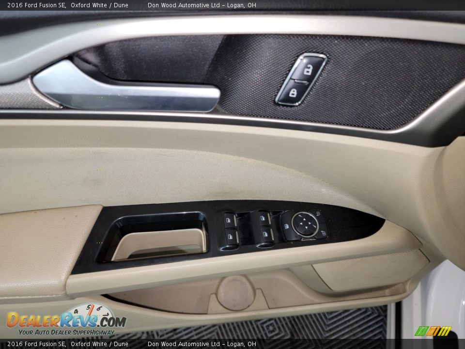2016 Ford Fusion SE Oxford White / Dune Photo #15