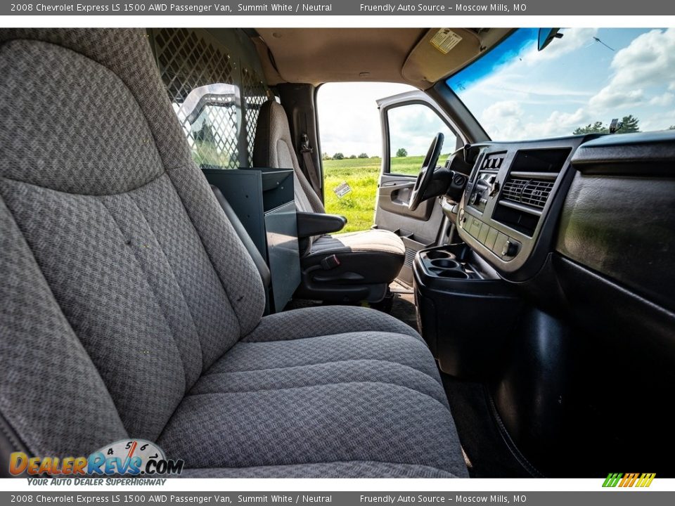 2008 Chevrolet Express LS 1500 AWD Passenger Van Summit White / Neutral Photo #30