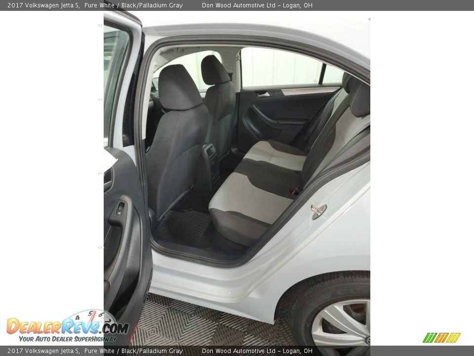 2017 Volkswagen Jetta S Pure White / Black/Palladium Gray Photo #23