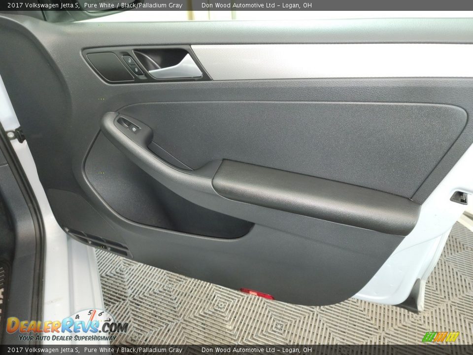 2017 Volkswagen Jetta S Pure White / Black/Palladium Gray Photo #25