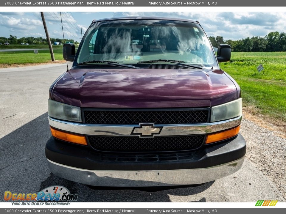 2003 Chevrolet Express 2500 Passenger Van Berry Red Metallic / Neutral Photo #9