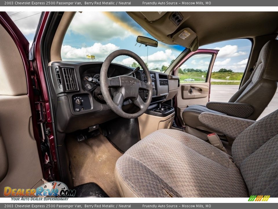 Neutral Interior - 2003 Chevrolet Express 2500 Passenger Van Photo #20