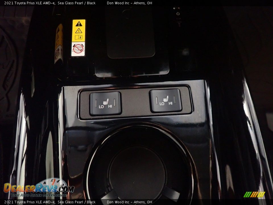 2021 Toyota Prius XLE AWD-e Sea Glass Pearl / Black Photo #2