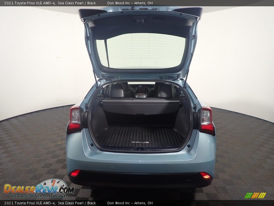 2021 Toyota Prius XLE AWD-e Sea Glass Pearl / Black Photo #15
