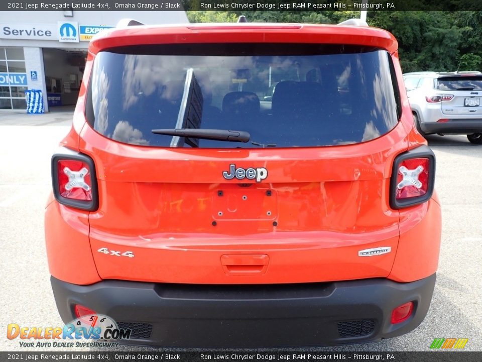 2021 Jeep Renegade Latitude 4x4 Omaha Orange / Black Photo #4