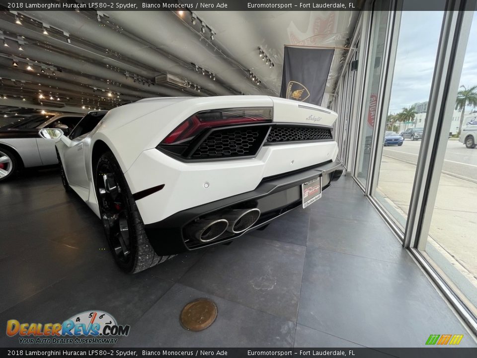 2018 Lamborghini Huracan LP580-2 Spyder Bianco Monocerus / Nero Ade Photo #8