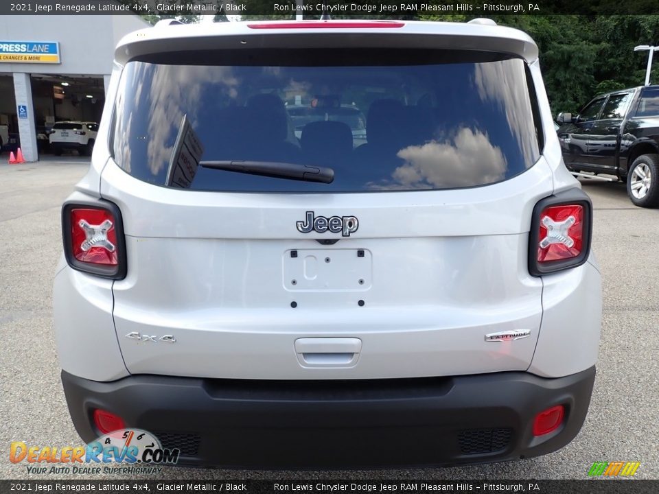 2021 Jeep Renegade Latitude 4x4 Glacier Metallic / Black Photo #4