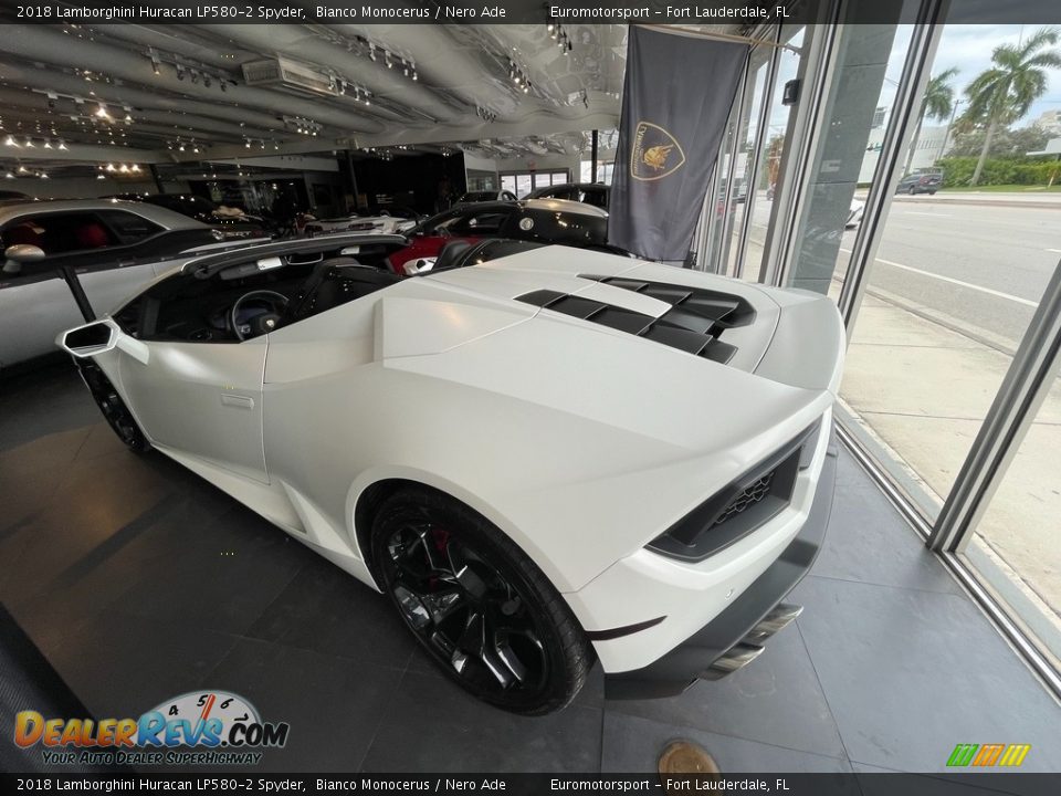 2018 Lamborghini Huracan LP580-2 Spyder Bianco Monocerus / Nero Ade Photo #11