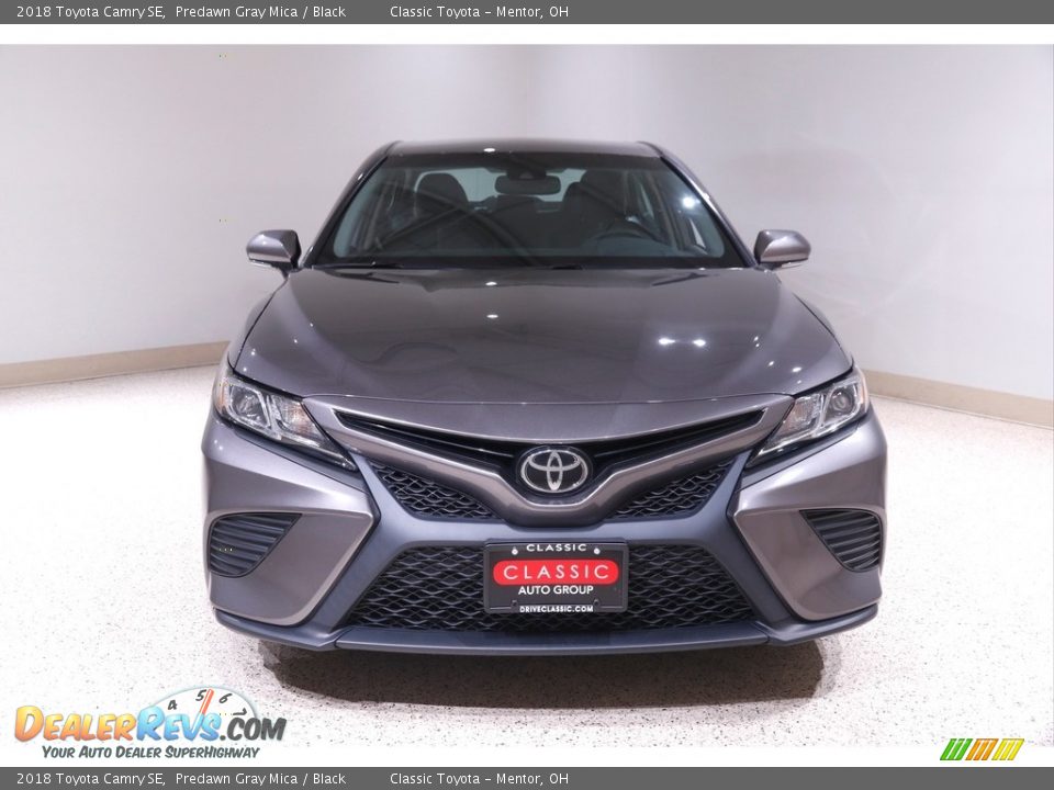 2018 Toyota Camry SE Predawn Gray Mica / Black Photo #2