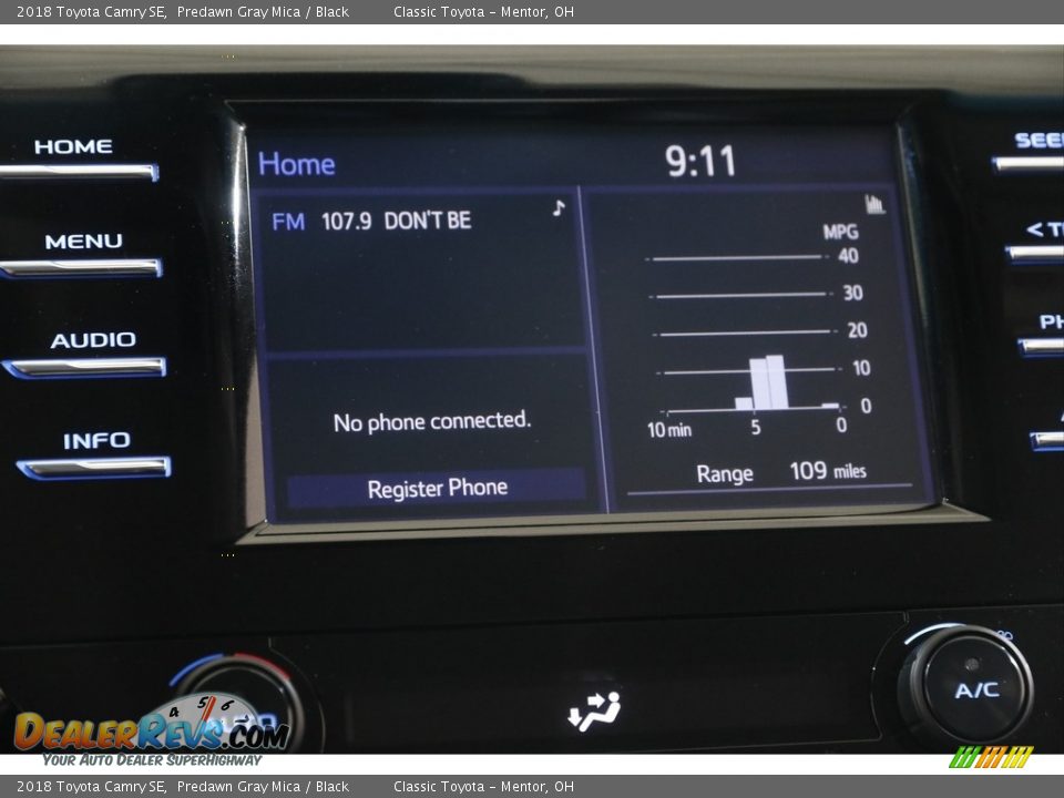 2018 Toyota Camry SE Predawn Gray Mica / Black Photo #10