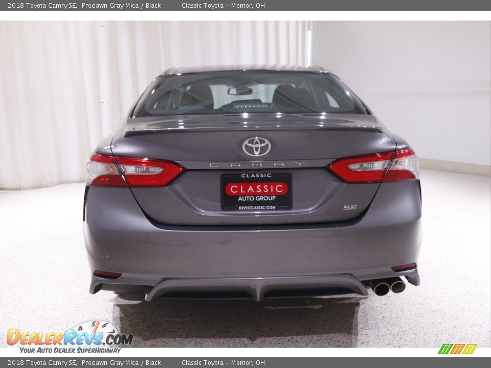 2018 Toyota Camry SE Predawn Gray Mica / Black Photo #17