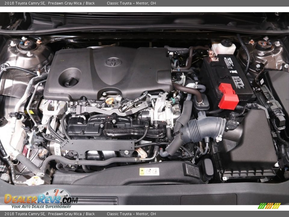 2018 Toyota Camry SE Predawn Gray Mica / Black Photo #18