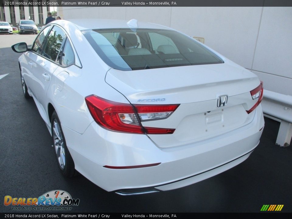 2018 Honda Accord LX Sedan Platinum White Pearl / Gray Photo #3