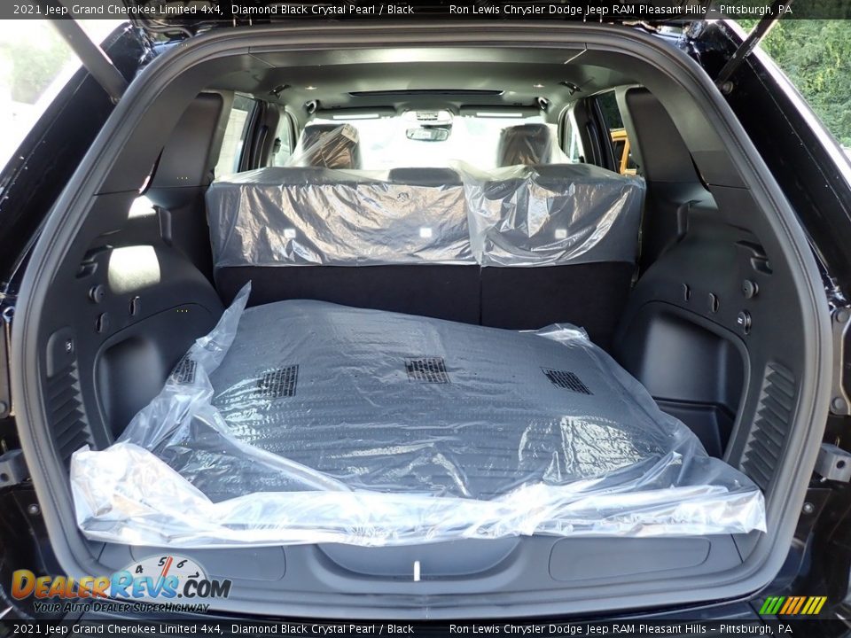2021 Jeep Grand Cherokee Limited 4x4 Diamond Black Crystal Pearl / Black Photo #5
