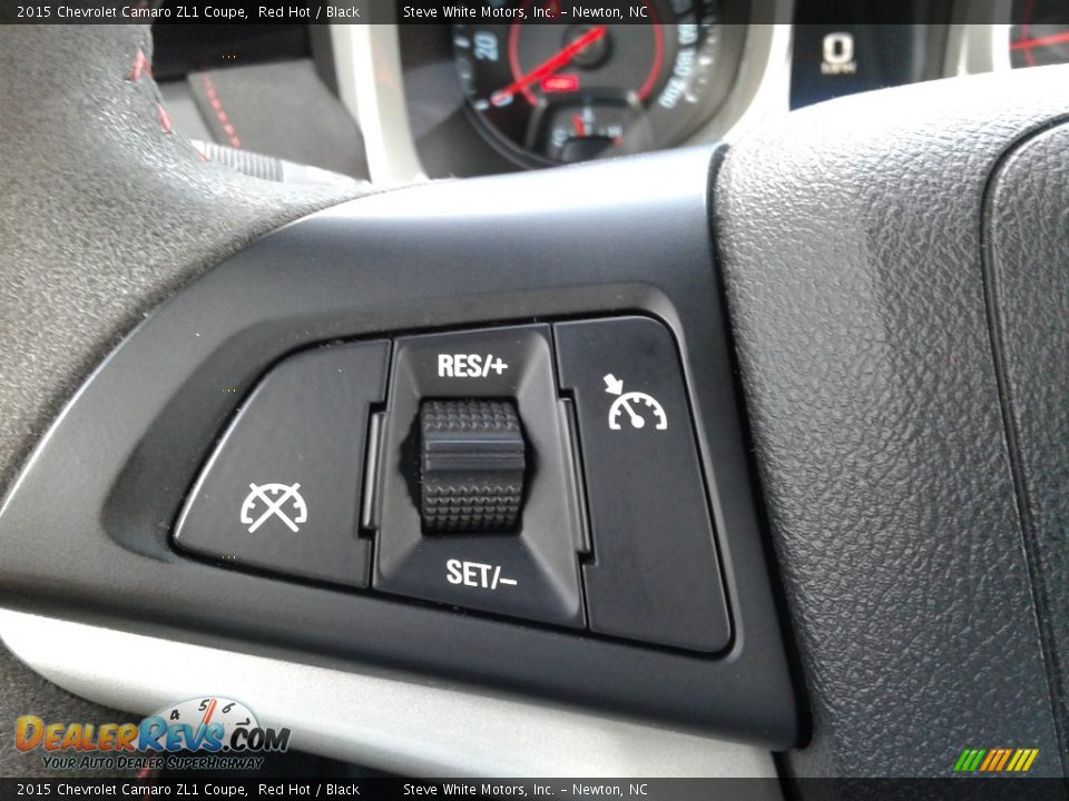2015 Chevrolet Camaro ZL1 Coupe Steering Wheel Photo #20