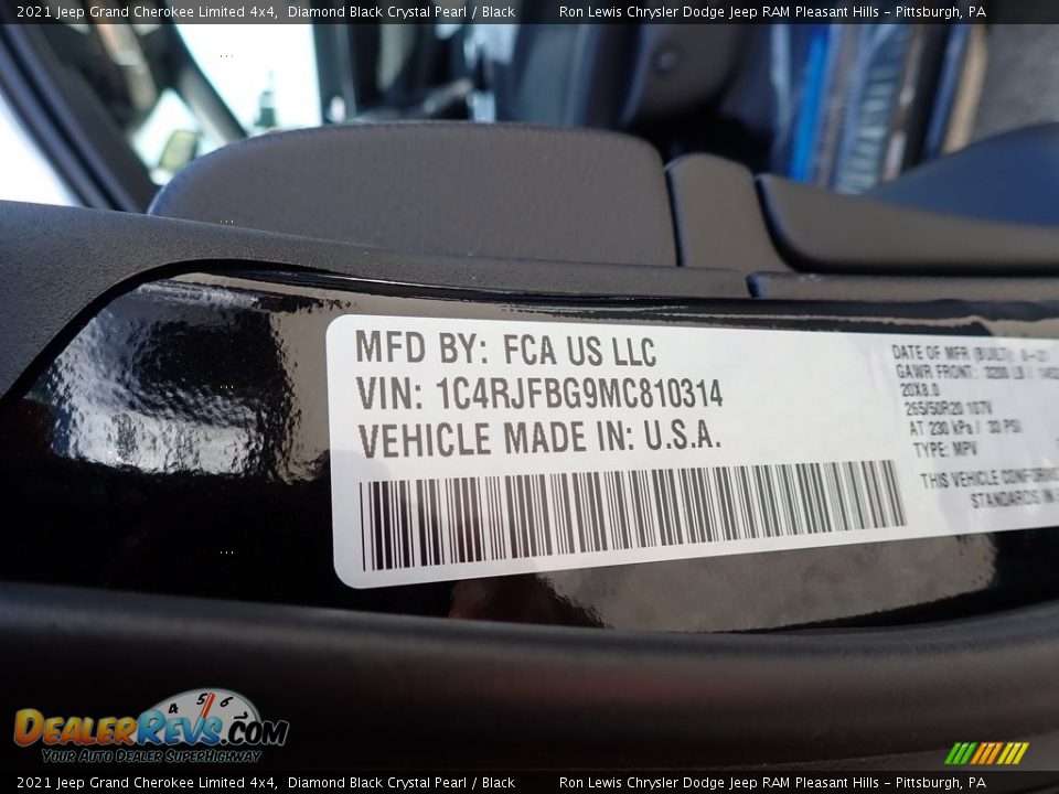2021 Jeep Grand Cherokee Limited 4x4 Diamond Black Crystal Pearl / Black Photo #15