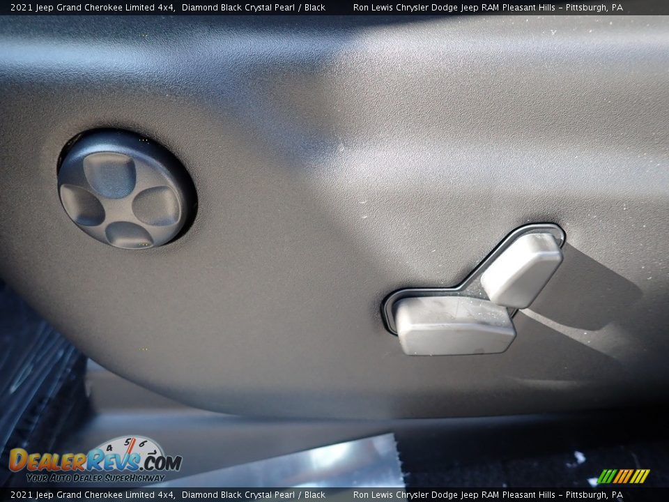 2021 Jeep Grand Cherokee Limited 4x4 Diamond Black Crystal Pearl / Black Photo #16