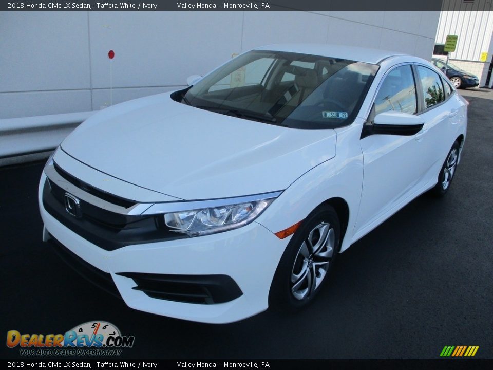 2018 Honda Civic LX Sedan Taffeta White / Ivory Photo #9