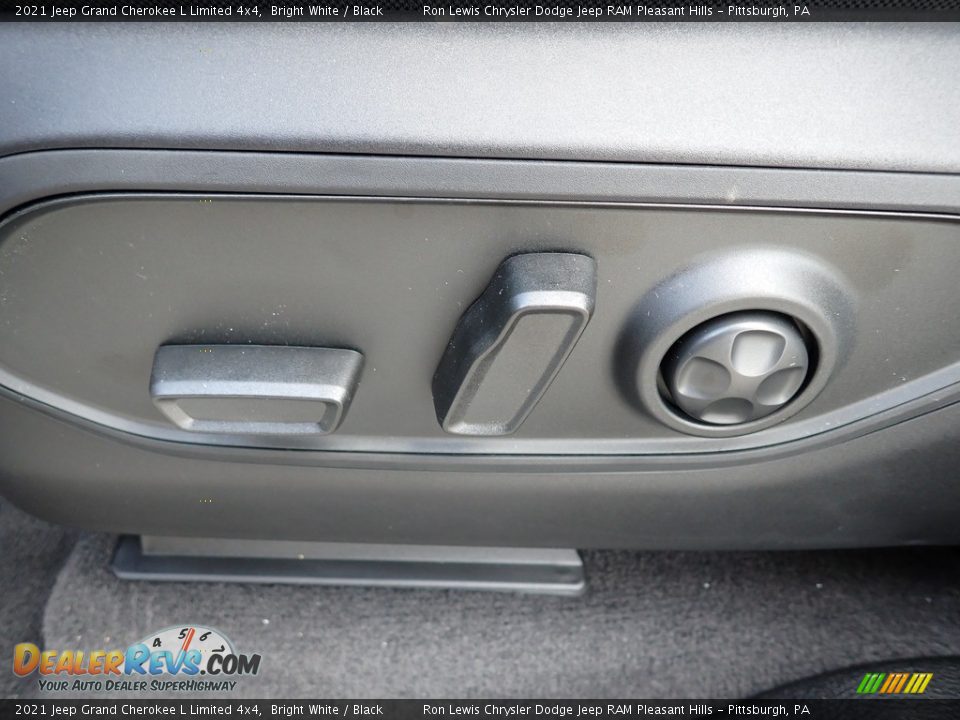 2021 Jeep Grand Cherokee L Limited 4x4 Bright White / Black Photo #16