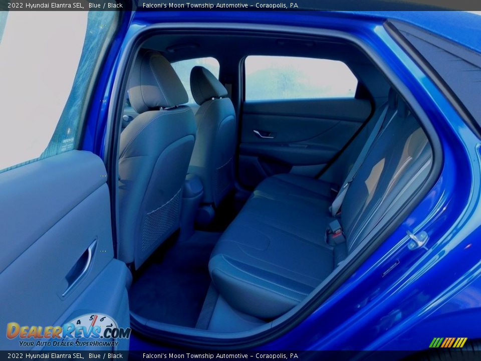 2022 Hyundai Elantra SEL Blue / Black Photo #11