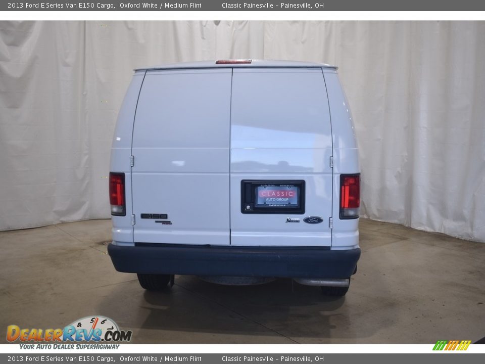 2013 Ford E Series Van E150 Cargo Oxford White / Medium Flint Photo #3