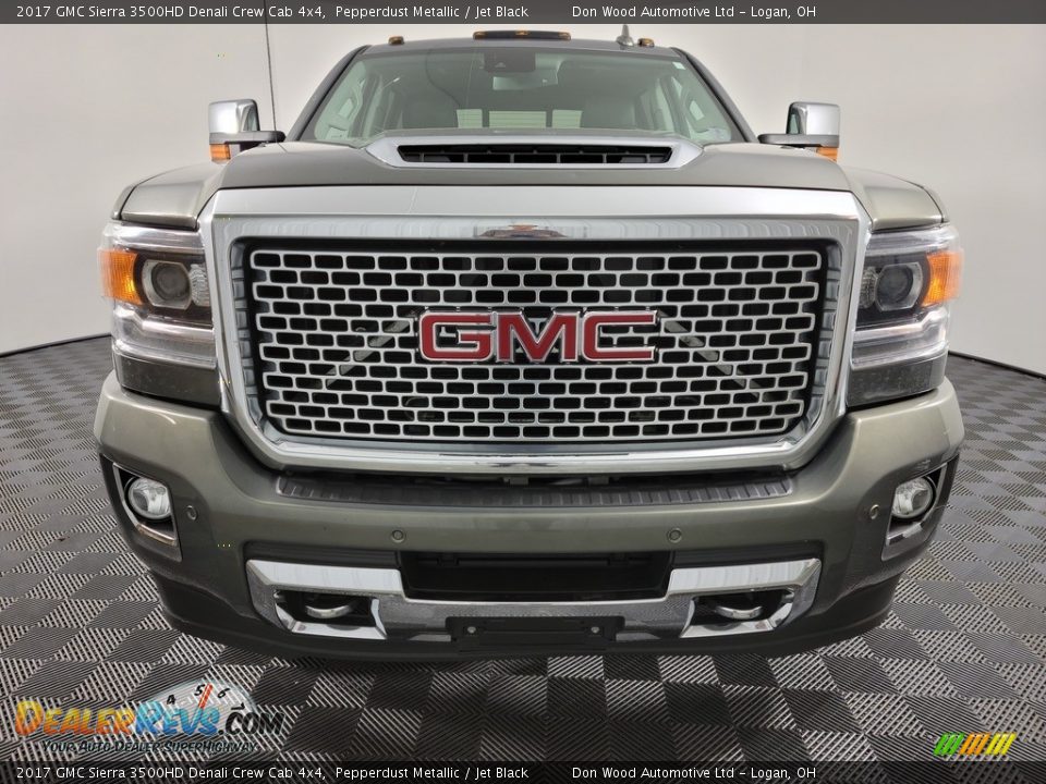 2017 GMC Sierra 3500HD Denali Crew Cab 4x4 Pepperdust Metallic / Jet Black Photo #6