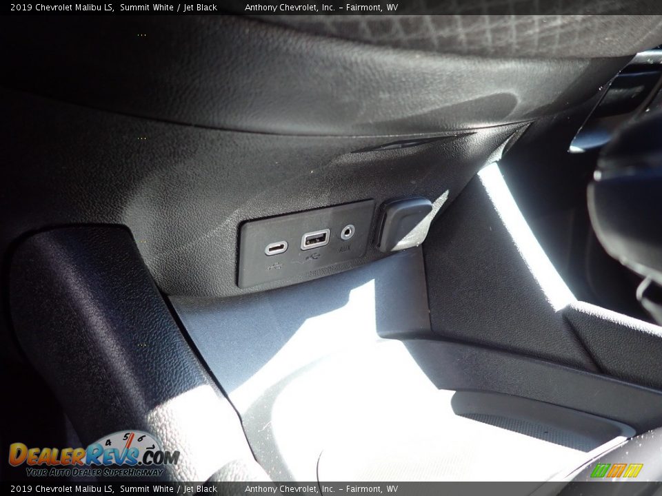 2019 Chevrolet Malibu LS Summit White / Jet Black Photo #16