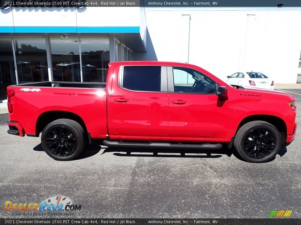 2021 Chevrolet Silverado 1500 RST Crew Cab 4x4 Red Hot / Jet Black Photo #2