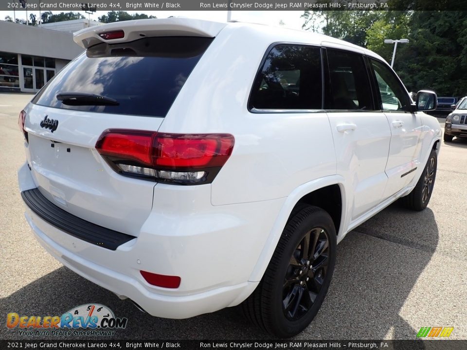 2021 Jeep Grand Cherokee Laredo 4x4 Bright White / Black Photo #6