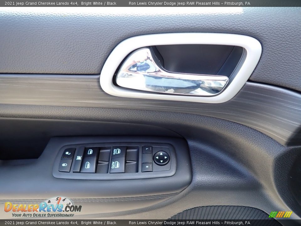 2021 Jeep Grand Cherokee Laredo 4x4 Bright White / Black Photo #14