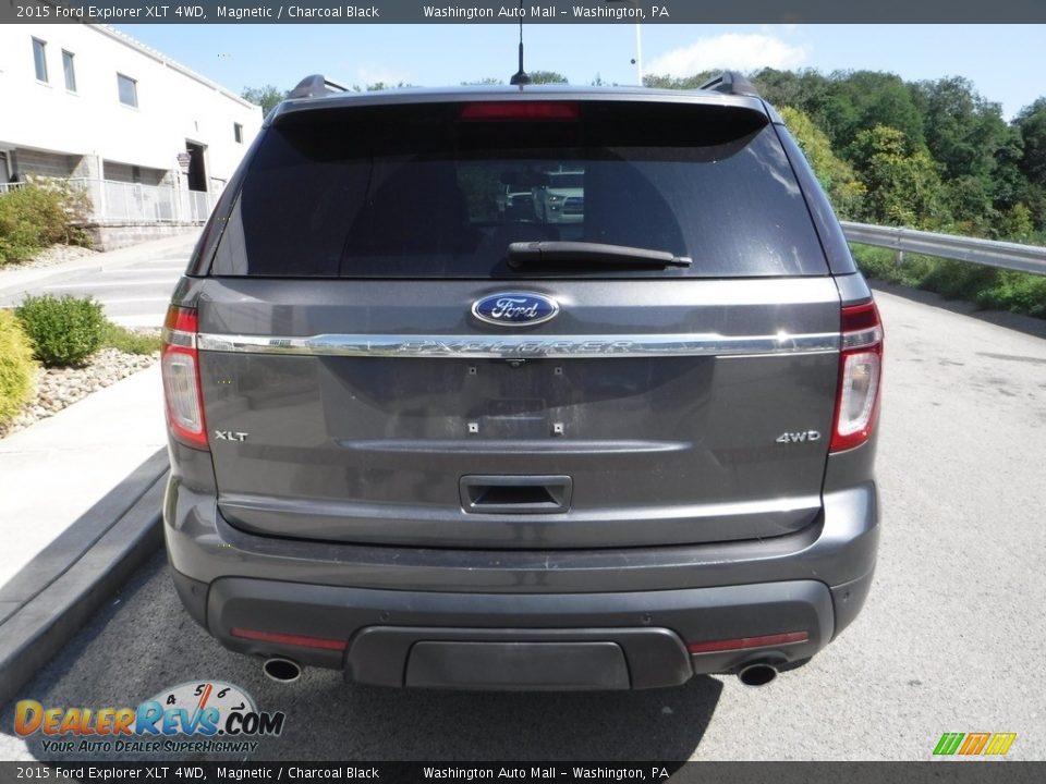 2015 Ford Explorer XLT 4WD Magnetic / Charcoal Black Photo #17