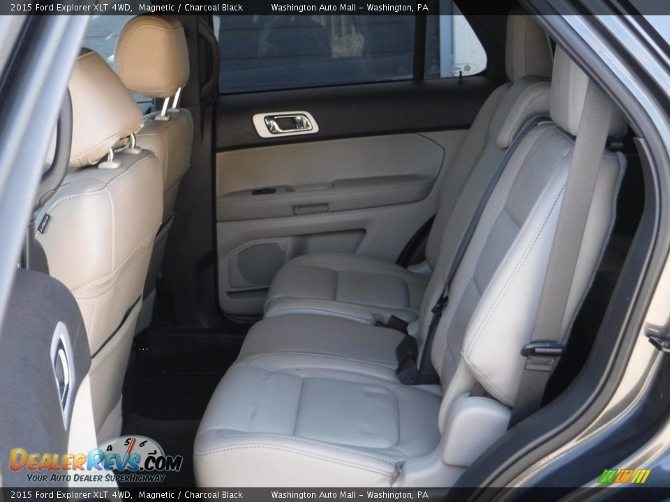 2015 Ford Explorer XLT 4WD Magnetic / Charcoal Black Photo #20