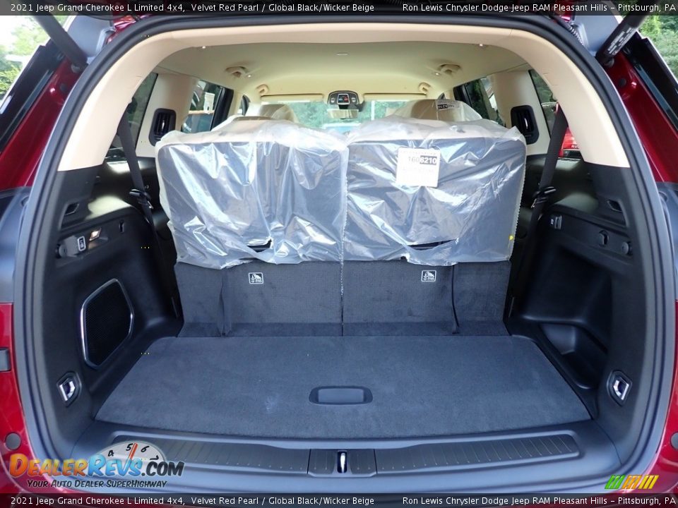 2021 Jeep Grand Cherokee L Limited 4x4 Velvet Red Pearl / Global Black/Wicker Beige Photo #5