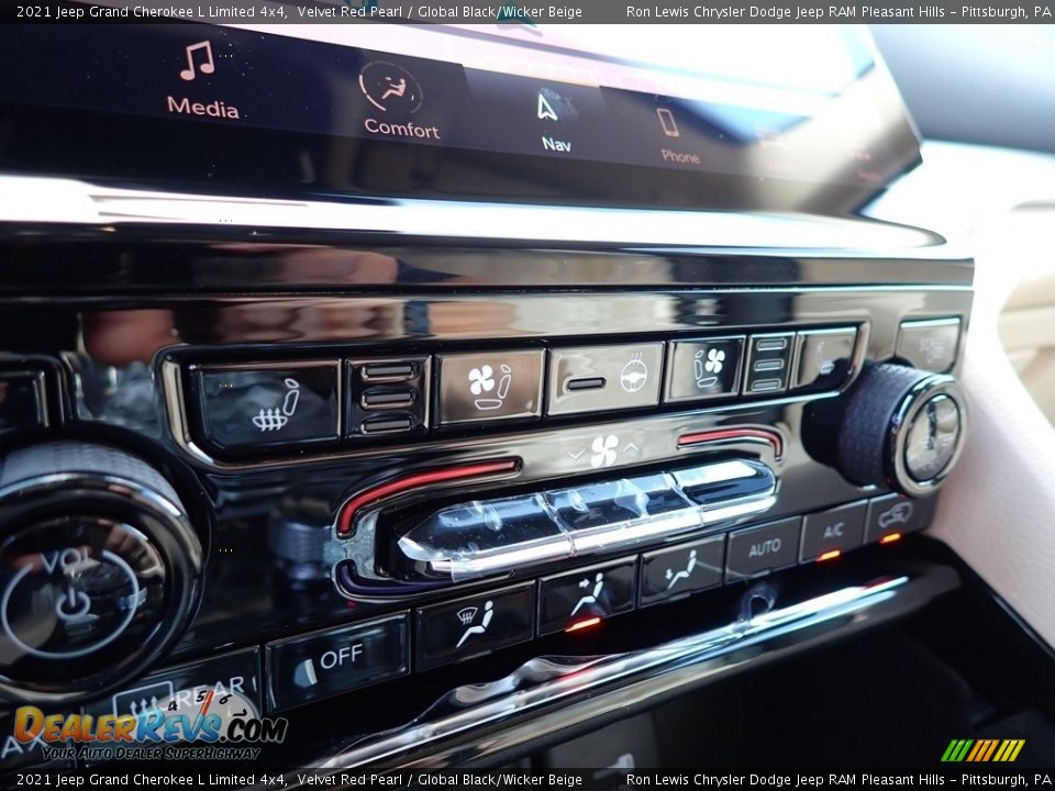 2021 Jeep Grand Cherokee L Limited 4x4 Velvet Red Pearl / Global Black/Wicker Beige Photo #17