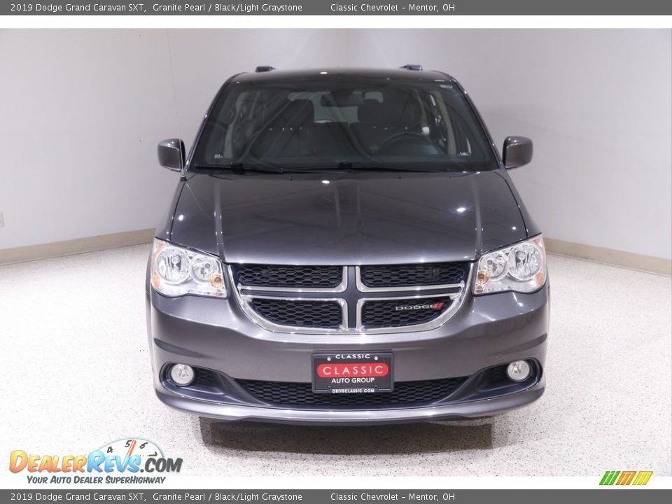 2019 Dodge Grand Caravan SXT Granite Pearl / Black/Light Graystone Photo #2