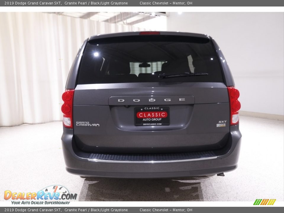 2019 Dodge Grand Caravan SXT Granite Pearl / Black/Light Graystone Photo #19