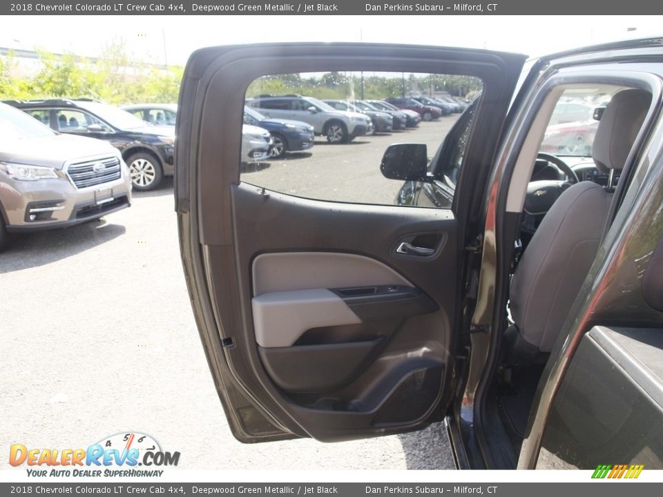 2018 Chevrolet Colorado LT Crew Cab 4x4 Deepwood Green Metallic / Jet Black Photo #11