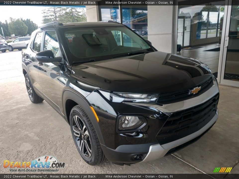 2022 Chevrolet TrailBlazer LT Mosaic Black Metallic / Jet Black Photo #2