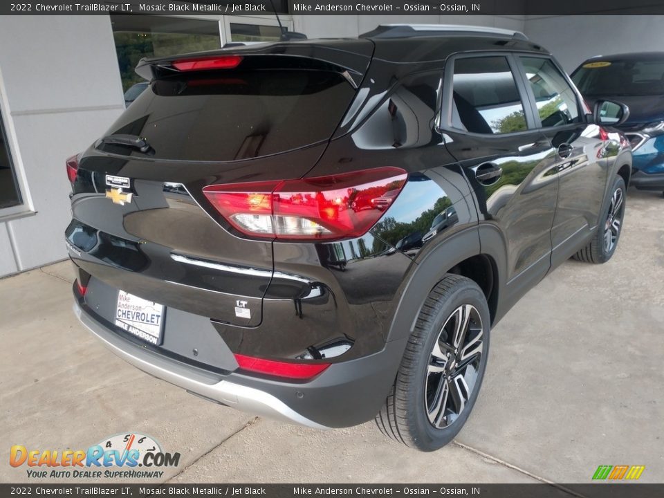 2022 Chevrolet TrailBlazer LT Mosaic Black Metallic / Jet Black Photo #4