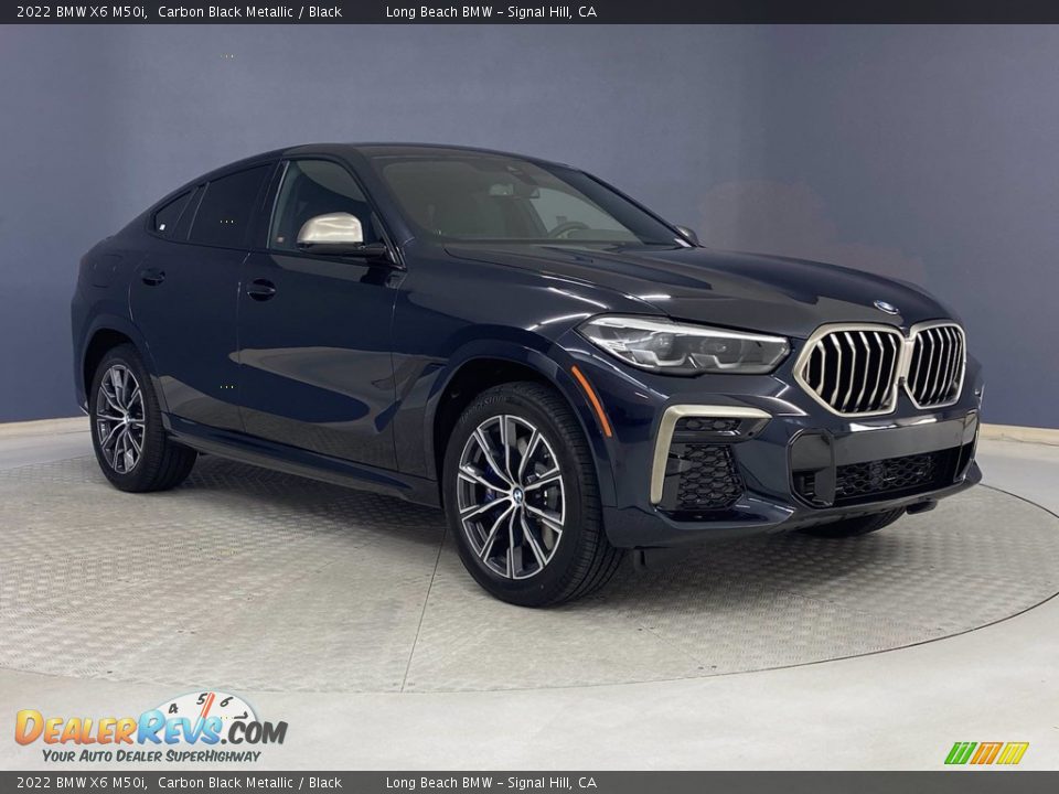 Front 3/4 View of 2022 BMW X6 M50i Photo #28