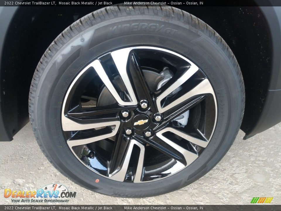 2022 Chevrolet TrailBlazer LT Wheel Photo #12