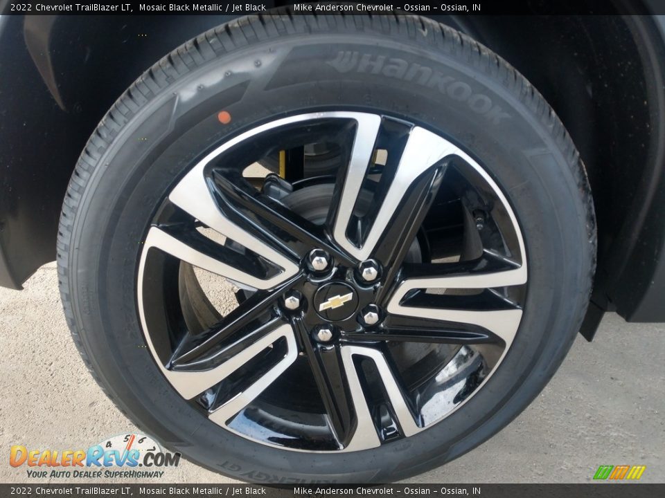 2022 Chevrolet TrailBlazer LT Wheel Photo #13