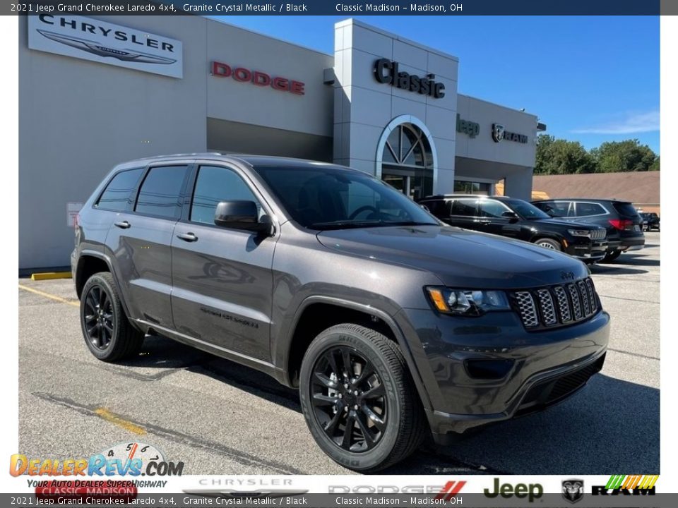 2021 Jeep Grand Cherokee Laredo 4x4 Granite Crystal Metallic / Black Photo #1
