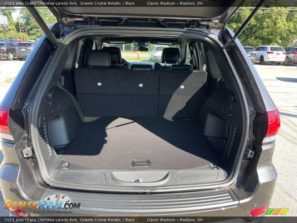 2021 Jeep Grand Cherokee Laredo 4x4 Granite Crystal Metallic / Black Photo #11