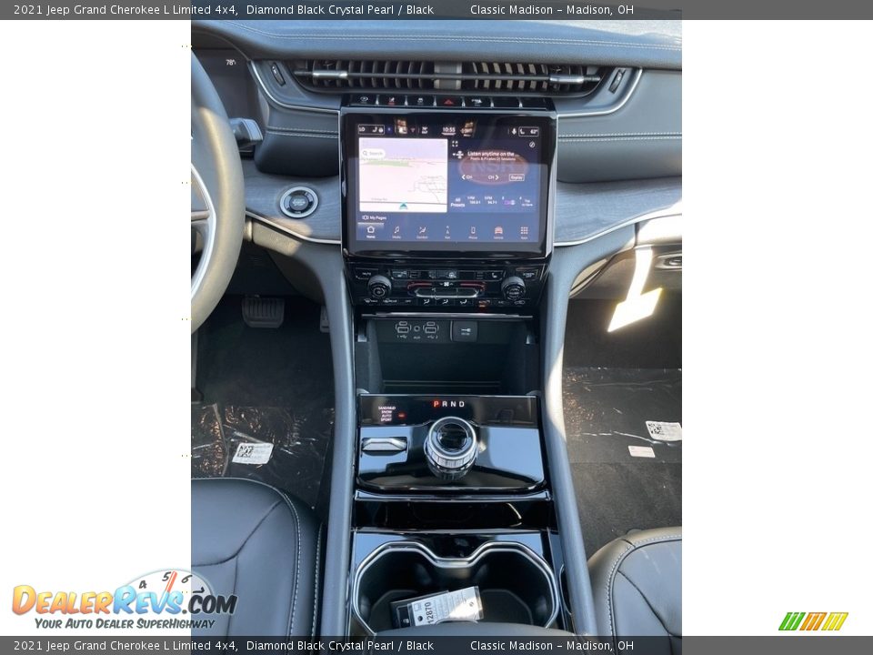 Controls of 2021 Jeep Grand Cherokee L Limited 4x4 Photo #7